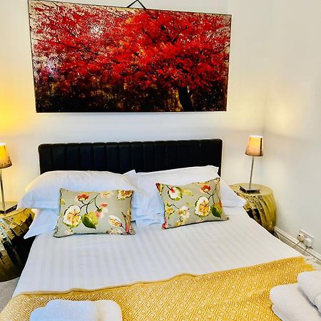 Castleford Cottage , Lowermill Estate Somerford Keynes Ngoại thất bức ảnh