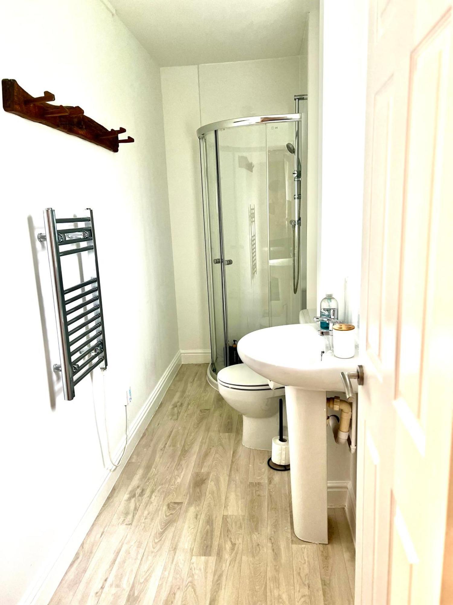 Castleford Cottage , Lowermill Estate Somerford Keynes Ngoại thất bức ảnh